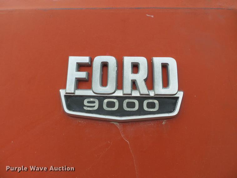 image for item DB7184 1978 Ford F9000 dry spreader applicator truck