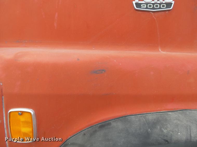 image for item DB7184 1978 Ford F9000 dry spreader applicator truck