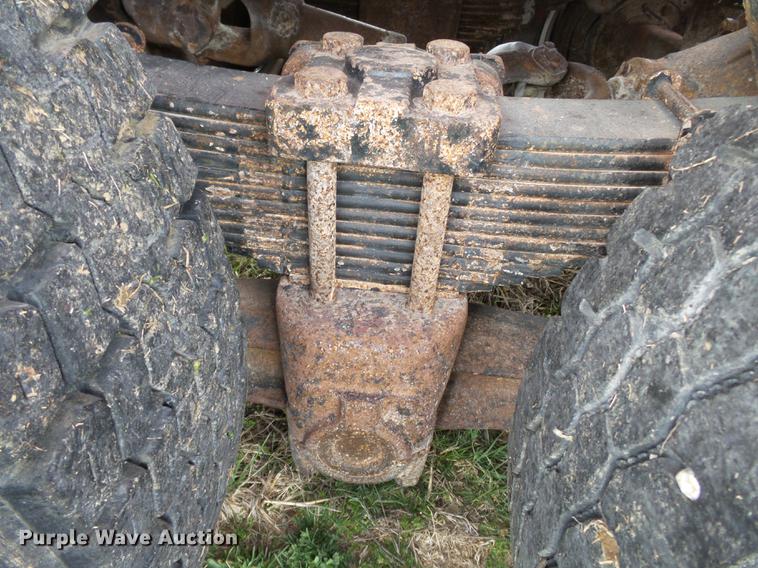 image for item DB7184 1978 Ford F9000 dry spreader applicator truck