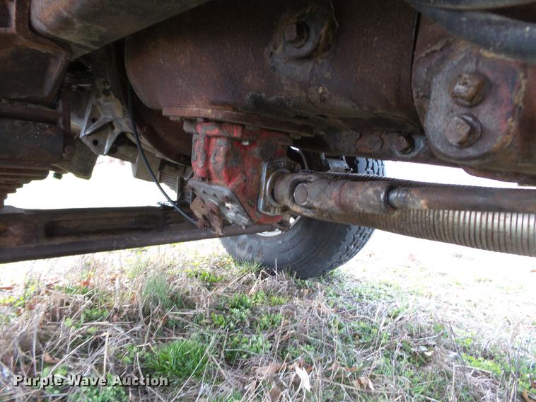 image for item DB7184 1978 Ford F9000 dry spreader applicator truck