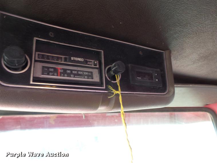 image for item DB7184 1978 Ford F9000 dry spreader applicator truck