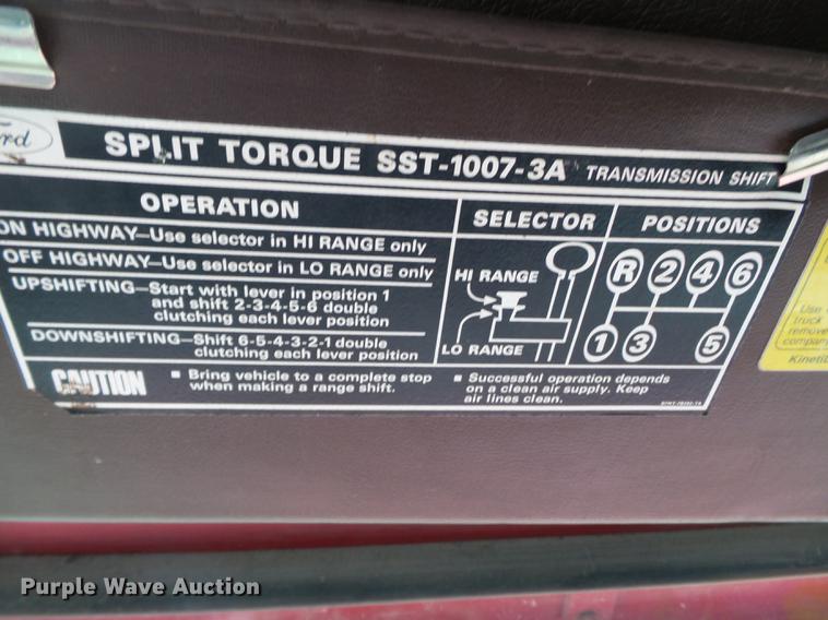 image for item DB7184 1978 Ford F9000 dry spreader applicator truck