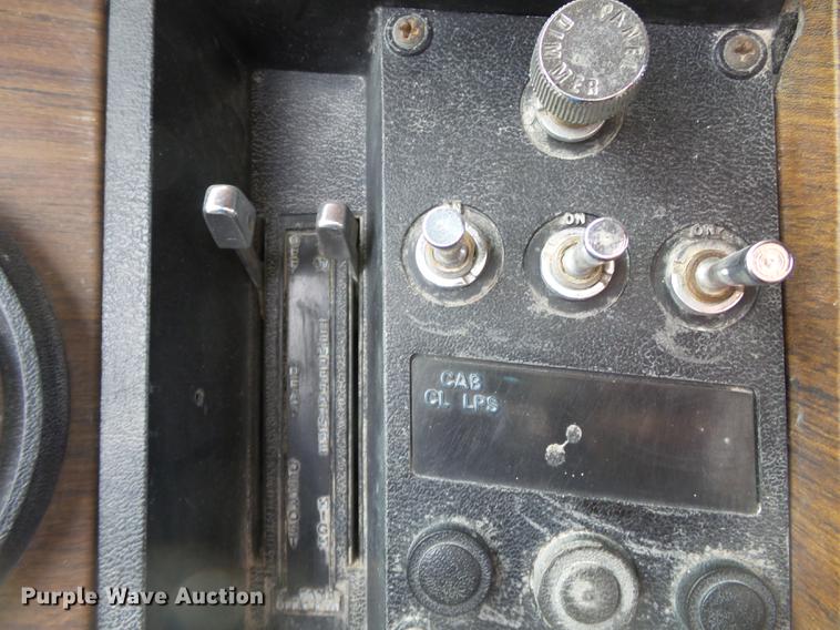 image for item DB7184 1978 Ford F9000 dry spreader applicator truck