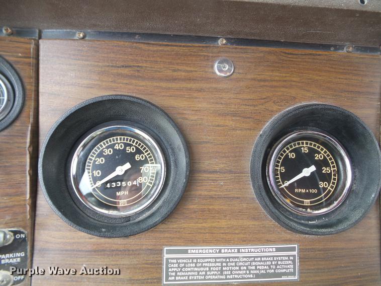 image for item DB7184 1978 Ford F9000 dry spreader applicator truck