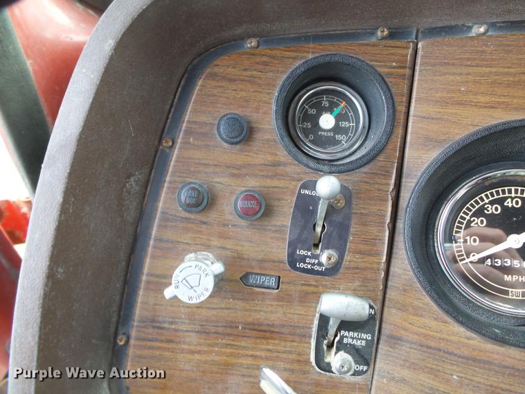 image for item DB7184 1978 Ford F9000 dry spreader applicator truck