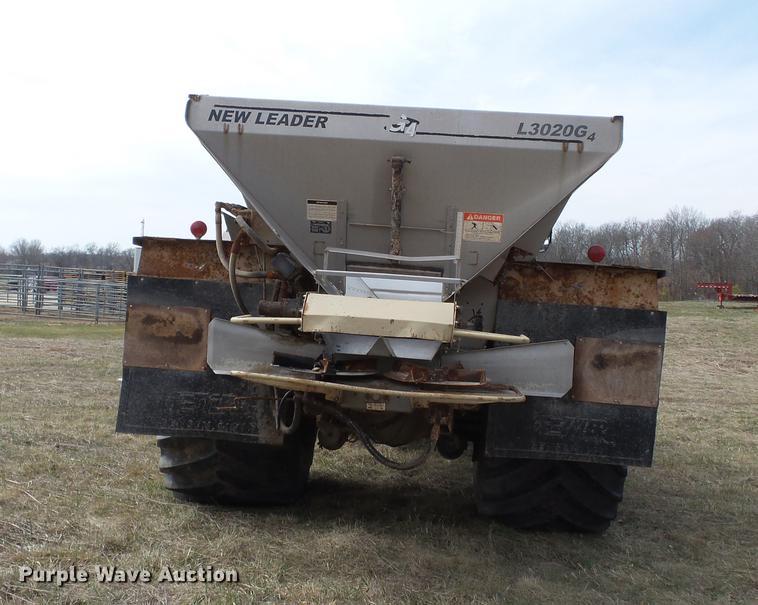 image for item DB7185 Tyler 4300 dry spreader applicator