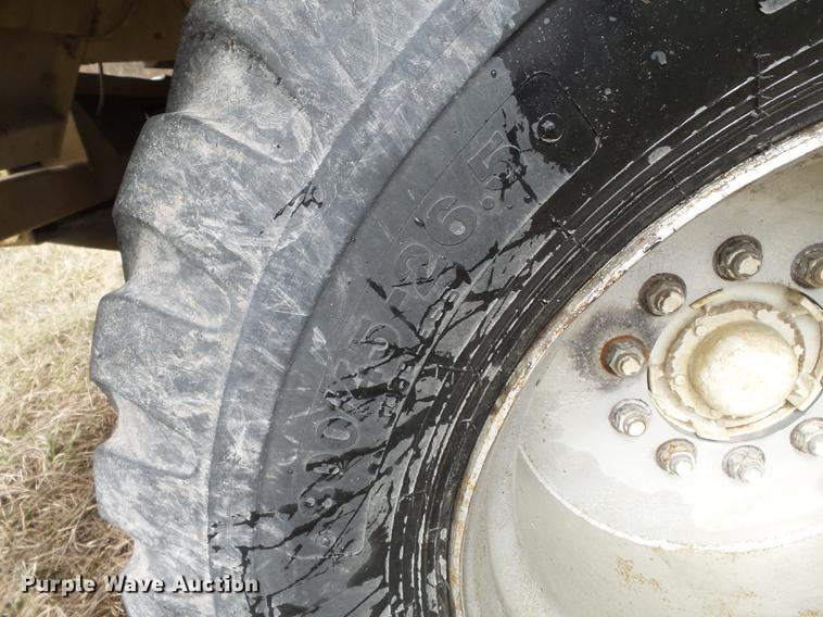 image for item DB7185 Tyler 4300 dry spreader applicator