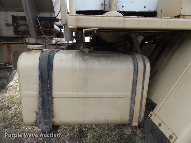 image for item DB7185 Tyler 4300 dry spreader applicator