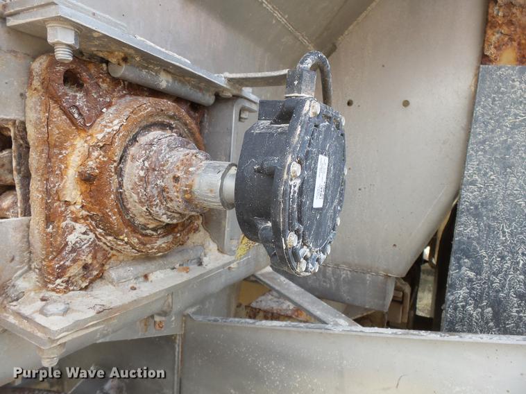 image for item DB7185 Tyler 4300 dry spreader applicator