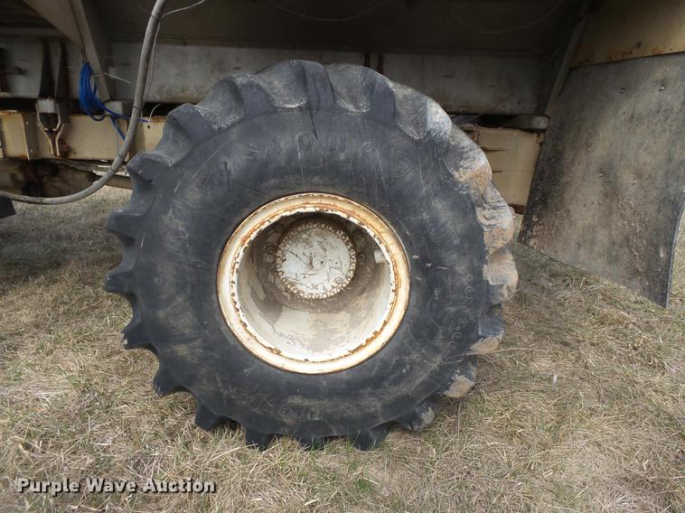 image for item DB7185 Tyler 4300 dry spreader applicator