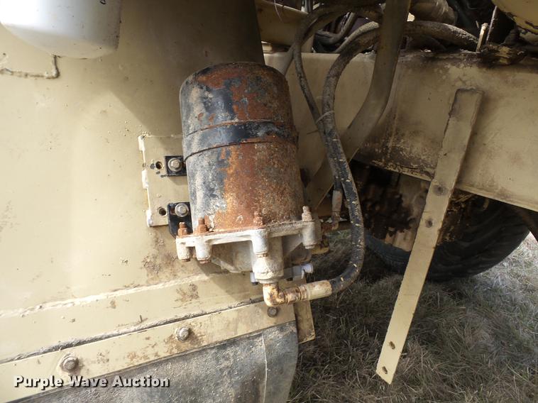 image for item DB7185 Tyler 4300 dry spreader applicator