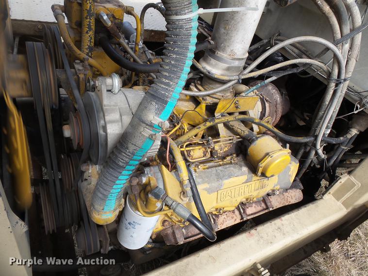 image for item DB7185 Tyler 4300 dry spreader applicator