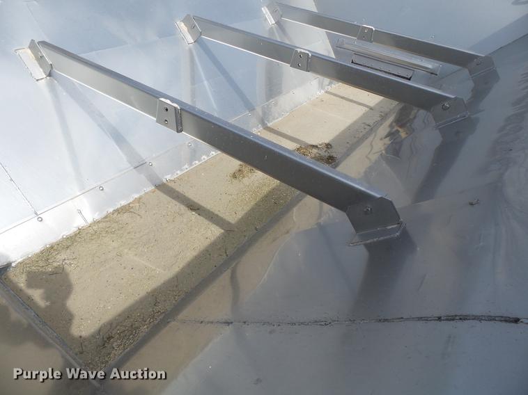 image for item DB7185 Tyler 4300 dry spreader applicator