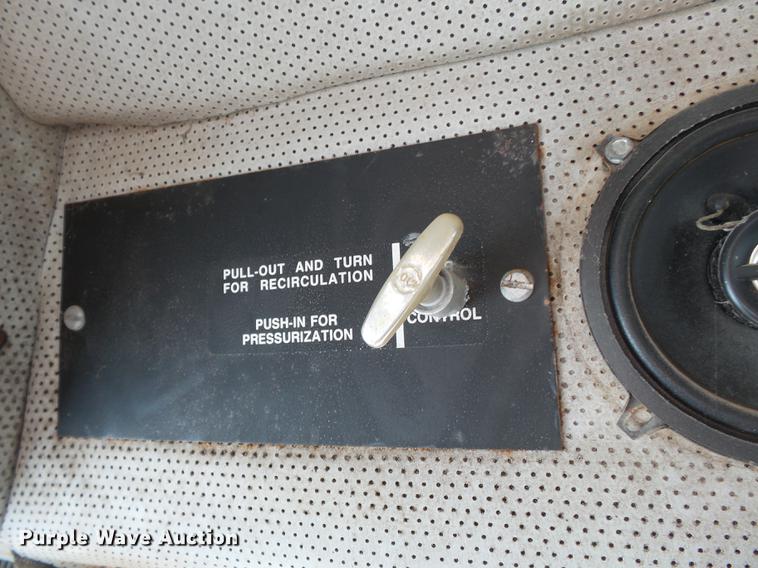 image for item DB7185 Tyler 4300 dry spreader applicator