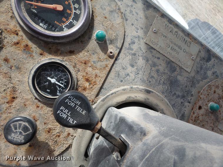 image for item DB7185 Tyler 4300 dry spreader applicator