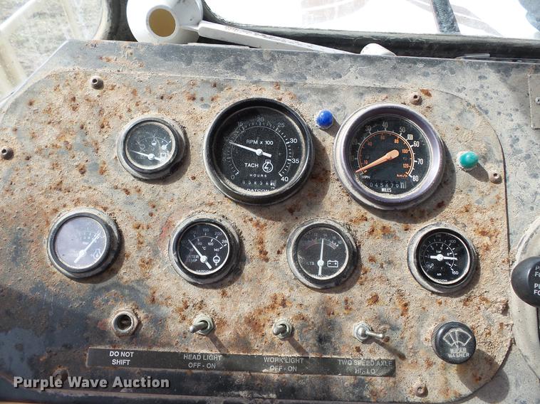 image for item DB7185 Tyler 4300 dry spreader applicator