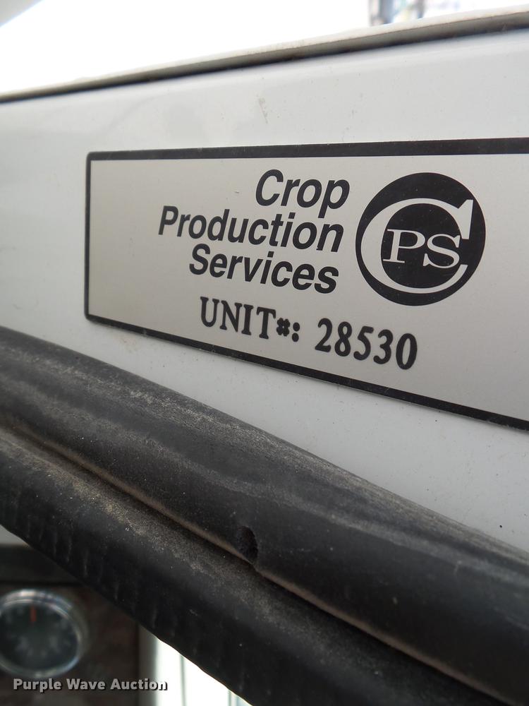 image for item DB7187 2005 International 9200i fertilizer tender truck