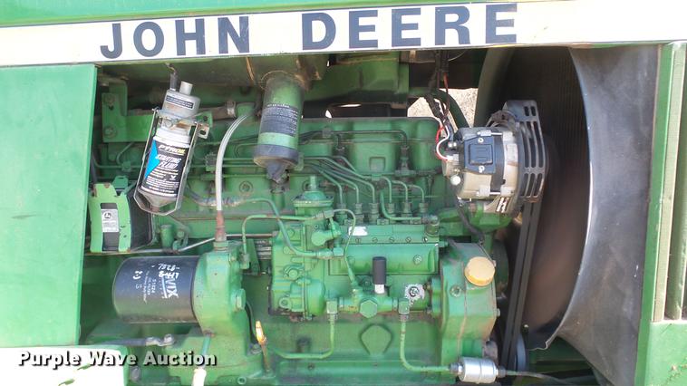 image for item DC0690 1983 John Deere 4650 MFWD tractor