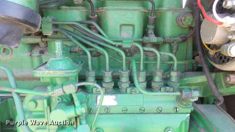 image for item DC0690 1983 John Deere 4650 MFWD tractor