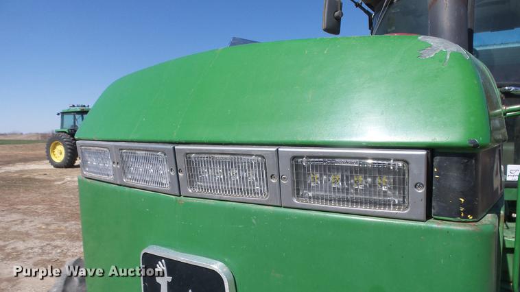 image for item DC0690 1983 John Deere 4650 MFWD tractor