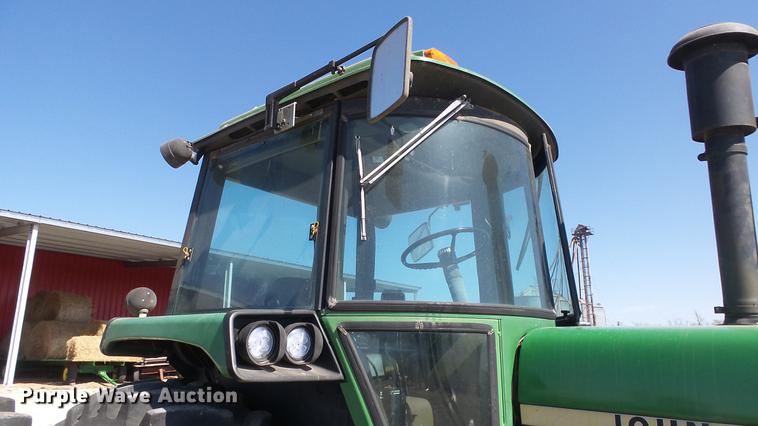 image for item DC0690 1983 John Deere 4650 MFWD tractor