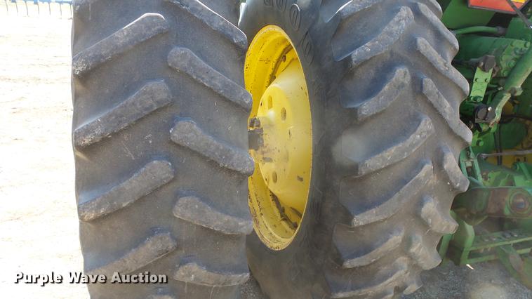 image for item DC0690 1983 John Deere 4650 MFWD tractor