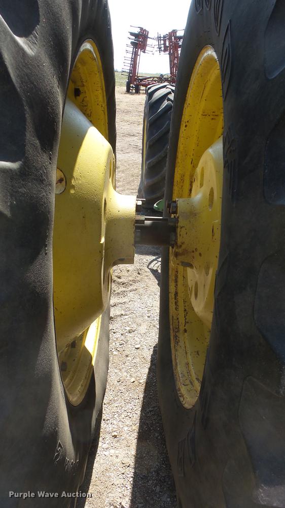 image for item DC0690 1983 John Deere 4650 MFWD tractor