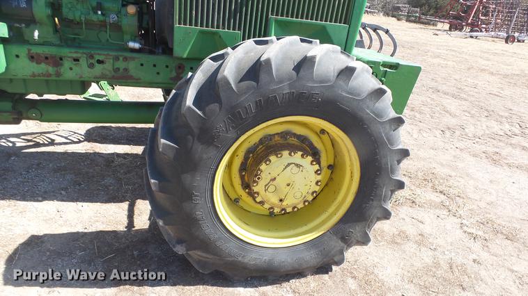image for item DC0690 1983 John Deere 4650 MFWD tractor