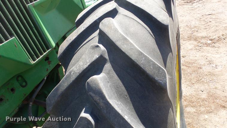 image for item DC0690 1983 John Deere 4650 MFWD tractor