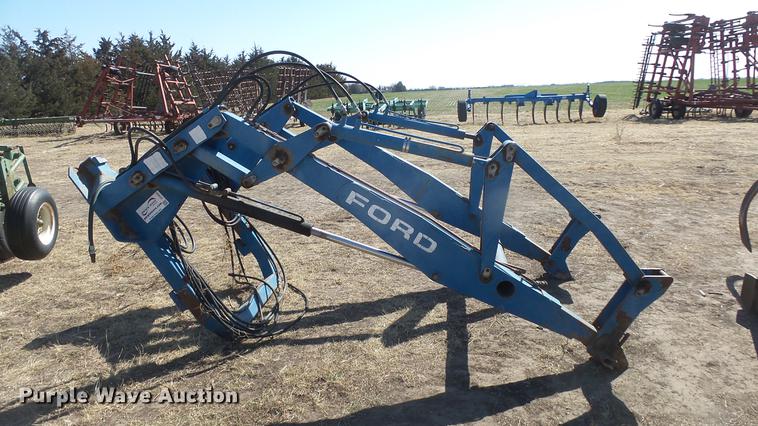 image for item DC0692 1993 Ford 9030 loader