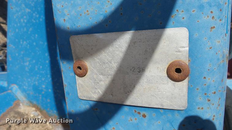 image for item DC0692 1993 Ford 9030 loader