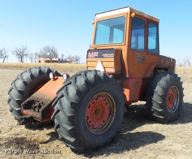 image for item DC0710 1972 Massey Ferguson 1500 4WD tractor