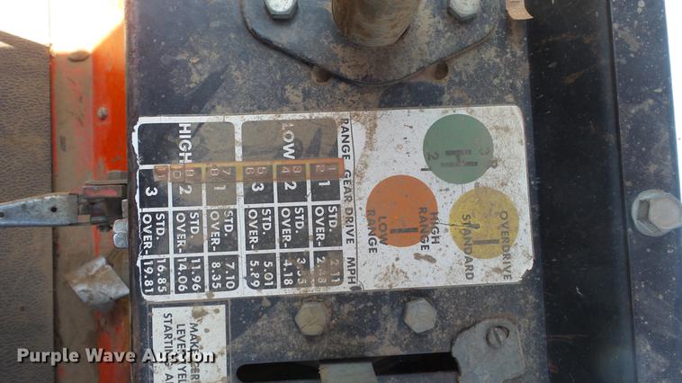 image for item DC0710 1972 Massey Ferguson 1500 4WD tractor