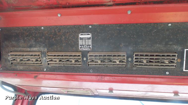 image for item DC0710 1972 Massey Ferguson 1500 4WD tractor