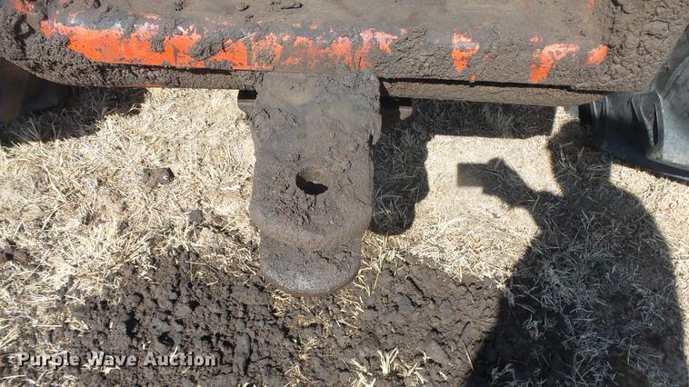 image for item DC0710 1972 Massey Ferguson 1500 4WD tractor