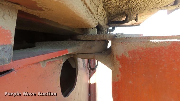 image for item DC0710 1972 Massey Ferguson 1500 4WD tractor