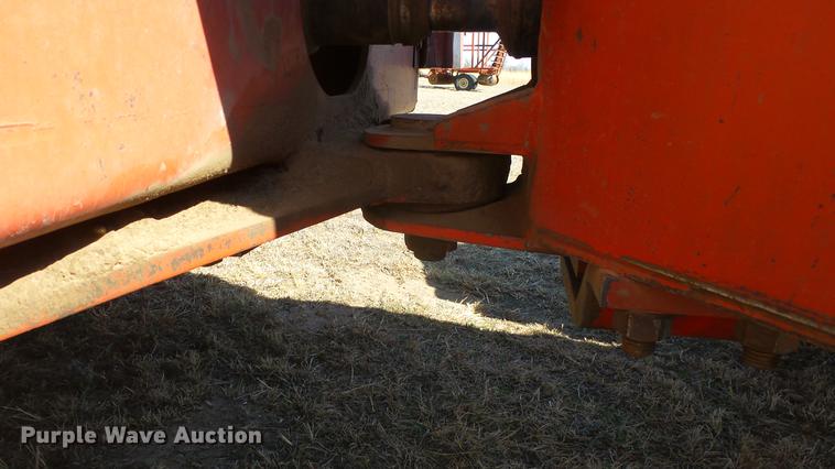 image for item DC0710 1972 Massey Ferguson 1500 4WD tractor