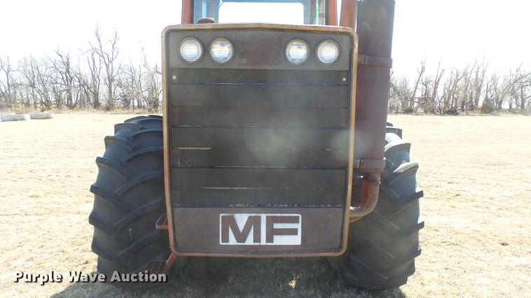 image for item DC0710 1972 Massey Ferguson 1500 4WD tractor