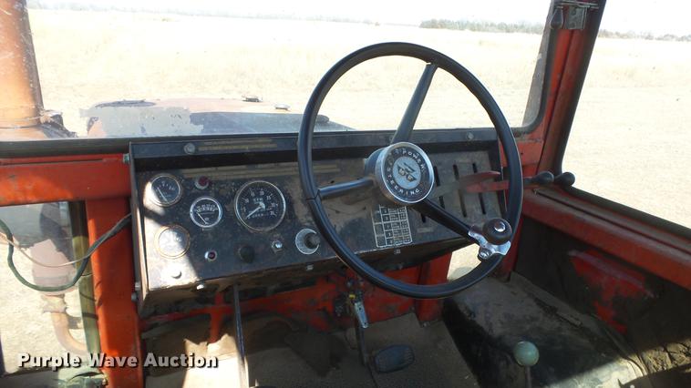image for item DC0711 1972 Massey Ferguson 1800 4WD tractor
