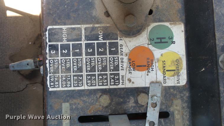 image for item DC0711 1972 Massey Ferguson 1800 4WD tractor