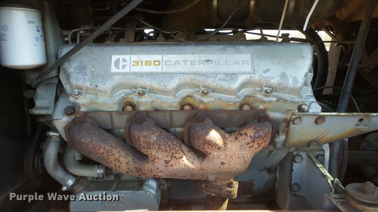 image for item DC0711 1972 Massey Ferguson 1800 4WD tractor