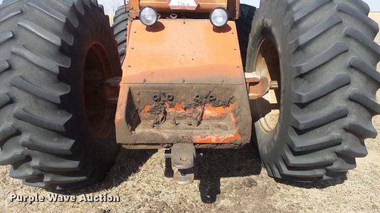 image for item DC0711 1972 Massey Ferguson 1800 4WD tractor