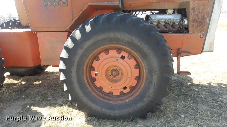 image for item DC0711 1972 Massey Ferguson 1800 4WD tractor