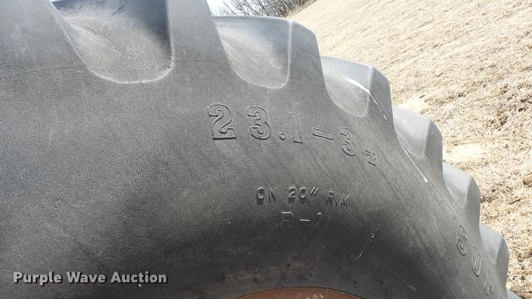 image for item DC0711 1972 Massey Ferguson 1800 4WD tractor