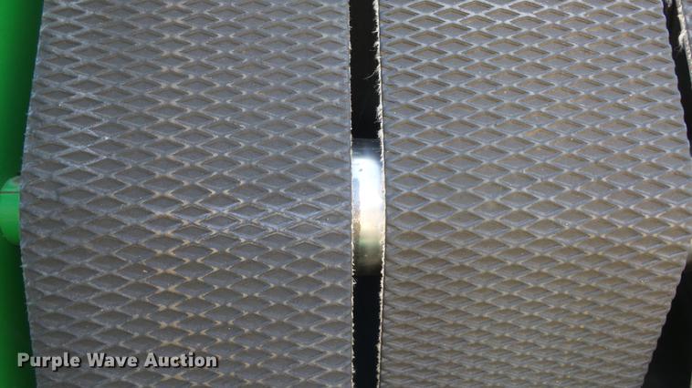 image for item DC0712 2014 John Deere 469 round baler