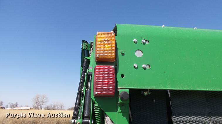 image for item DC0712 2014 John Deere 469 round baler