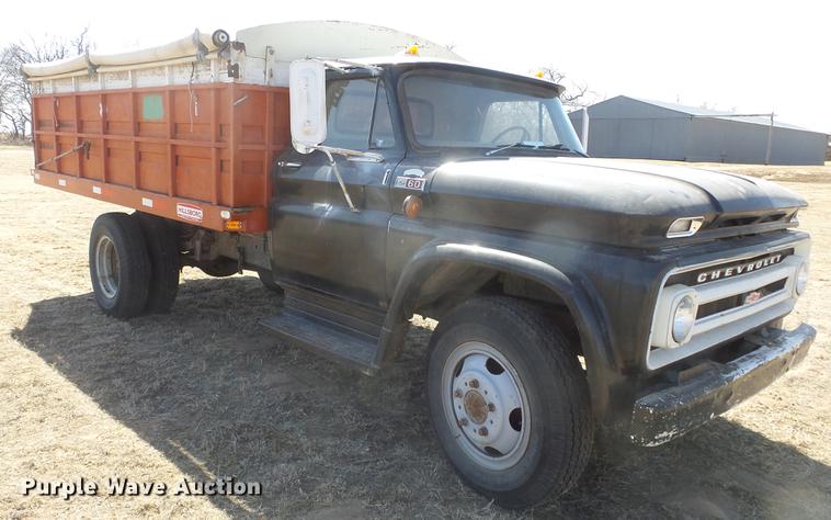 image for item DC0713 1965 Chevrolet C90 grain truck