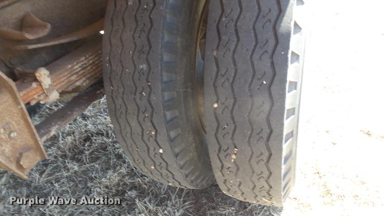 image for item DC0713 1965 Chevrolet C90 grain truck