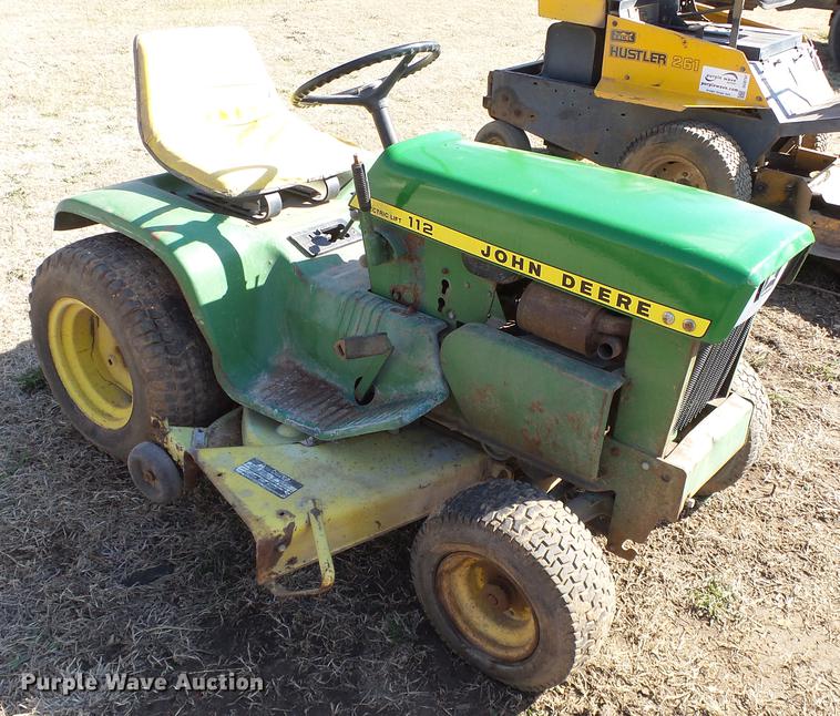 image for item DC0736 John Deere 112 lawn mower