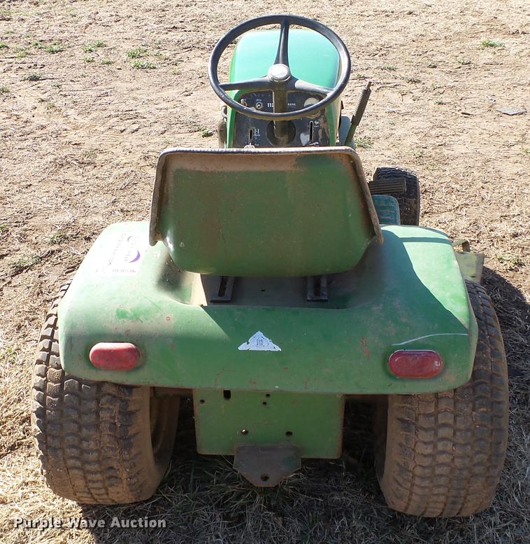 image for item DC0736 John Deere 112 lawn mower